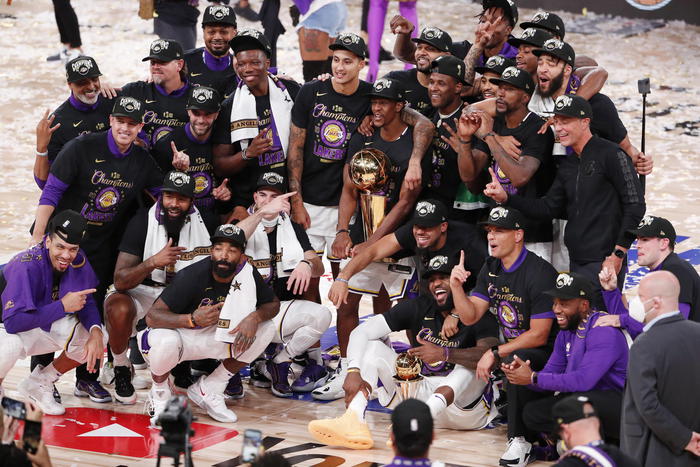 Nba, vittoria ai Lakers dopo 10 anni