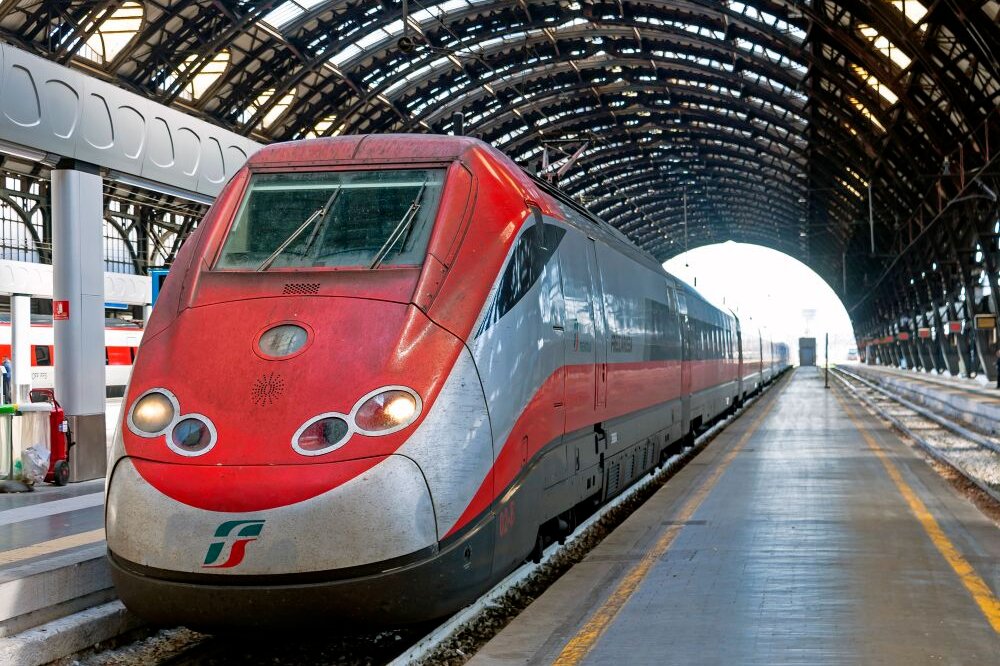 Fs: con Covid semestre in rosso, risultato netto -419 mln