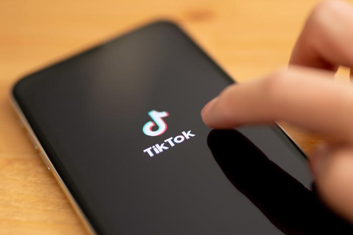 TikTok, misure per bloccare accesso under 13